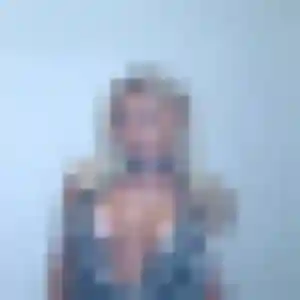 Contacte Lucie, 20 ans à Coëx gratuitement