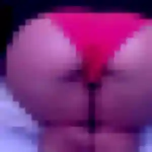 Rencontre Anissa, 33 ans à Cologne en privé