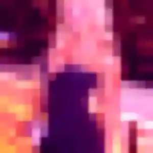 Noemi (25 ans) à Comps attend une rencontre ce soir