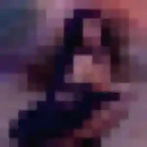 Flore (23 ans) à Conilhac-Corbières propose une rencontre ce soir