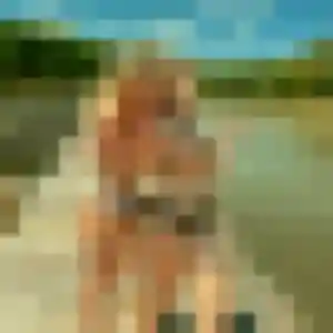 Clemence (23 ans) à Corconne propose une rencontre ce soir