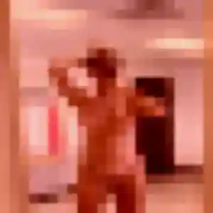 Perrine, 31 ans, disponible à Cormelles-le-Royal pour un plan cul