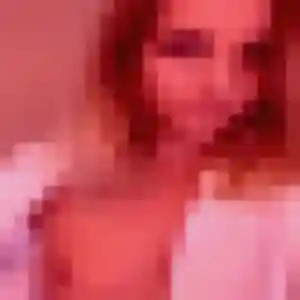 Photo exclusive de Mahaut, 23 ans à Courbevoie - plan discret