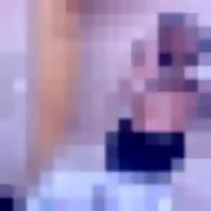 Elodie, 27 ans, en ligne à Coutras pour une rencontre coquine
