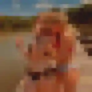 Armelle, 28 ans, disponible à Crévic pour une rencontre coquine