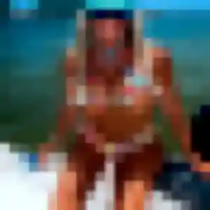 Violette, fille de 19 ans cherche plan cul à Curienne