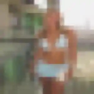 Sexy Camille, 24 ans à Damery - la contacter