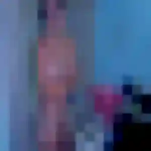 Elena, 20 ans, connectée à Danjoutin pour une rencontre coquine