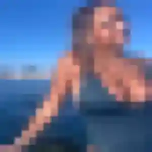 plan cul à Denée : photo de Eva, 22 ans - accès libre