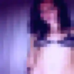 Photo de Aurelie à Deyvillers (29 ans) - plan cul gratuit