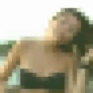 Rejoins Elena, 32 ans à Doissin en privé