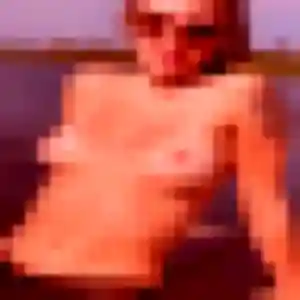 Louna, femme de 30 ans veut plan cul à Domalain
