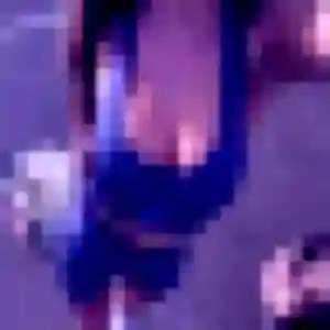 Contacte Feriel, 28 ans à Domarin en privé