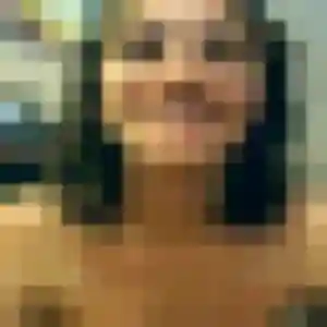Lena, fille de 26 ans veut plan cul à Donzère