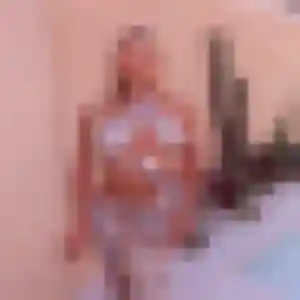 Soraya, 23 ans, connectée à Doue pour un plan cul