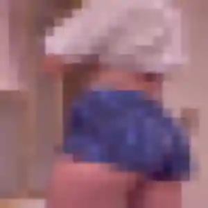 Découvre Elena, 34 ans à Doulaincourt-Saucourt en privé