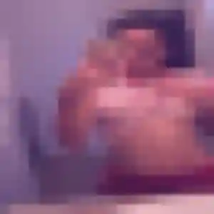 Contacte Sasha, 28 ans à Druillat en privé