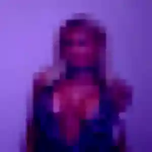 Anissa, 23 ans, disponible à Duravel pour une rencontre coquine