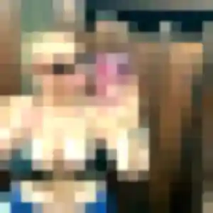 Flore, 27 ans, disponible à Élancourt pour une rencontre coquine