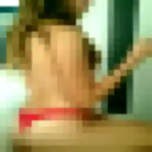 Rejoins Emilie, 30 ans à Escaudœuvres en privé