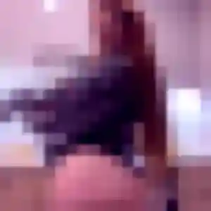 Elisa, 32 ans, en ligne à Étaples pour un plan cul