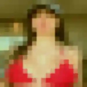 Photo de Roxane à Évian-les-Bains (35 ans) - plan cul gratuit