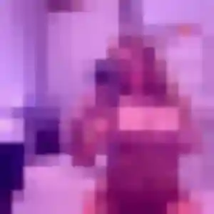 Doriane, 25 ans, en ligne à Farges pour un plan cul