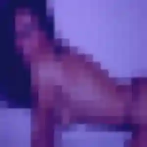 Rejoins Elina, 30 ans à Fessenheim-le-Bas gratuitement