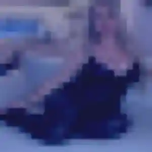 Melanie, 22 ans, en ligne à Fiquefleur-Équainville pour un plan cul