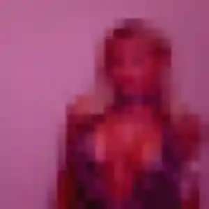 Elena, 24 ans, dispo pour plan cul à Fontenay-sous-Bois