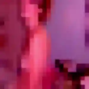 Rejoins Leila, 20 ans à Fourques gratuitement