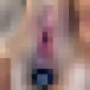 Alina, 19 ans, disponible à Freneuse pour un plan cul