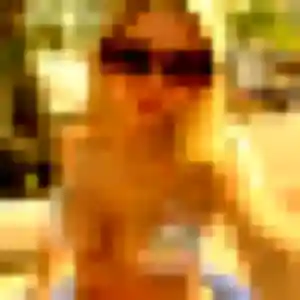 Fanny, 22 ans, dispo pour plan cul à Gaillan-en-Médoc