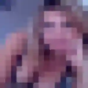 Elina, 35 ans, en ligne à Genac-Bignac pour une rencontre coquine