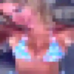 Photo sexy de Charlene, 21 ans à Gévezé - rencontre coquine