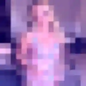 Contacte Salome, 28 ans à Gevry en privé