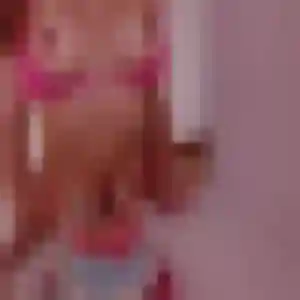 Emma, 22 ans, cherche un plan cul à Gironcourt-sur-Vraine