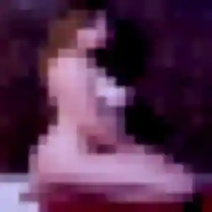 Belle Zoe, 23 ans à Glos - voir sa photo