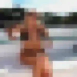 Rejoins Clara, 32 ans à Goudourville en privé