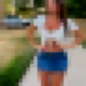 Profil de Laura à Gourlizon (20 ans) - plan cul anonyme