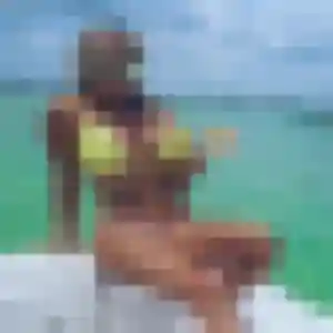 Elena, 34 ans, connectée à Grandris pour un plan cul