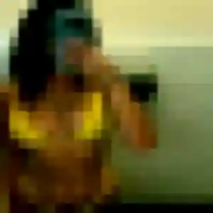 Talia, fille de 20 ans cherche plan cul à Greneville-en-Beauce