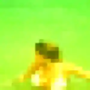 Elia, 30 ans, connectée à Gueux pour un plan cul