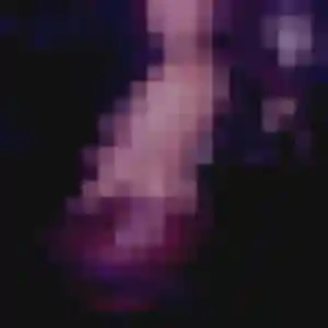 Rejoins Zoe, 25 ans à Guimiliau en privé