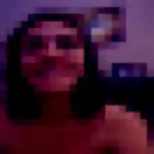 Jade, 27 ans, connectée à Gujan-Mestras pour un plan cul