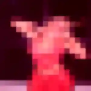 Rejoins Noemie, 23 ans à Haraucourt en privé