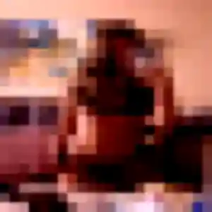 Emma, 24 ans, disponible à Hautefort pour une rencontre coquine
