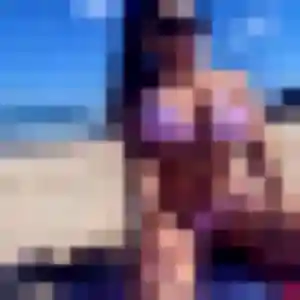 Photo privée de Maeva, 31 ans à Hauts de Bienne - plan discret