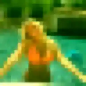 Rejoins Capucine, 21 ans à Hénansal en privé