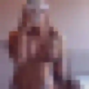 Photo de Armelle à Holque (23 ans) - plan cul anonyme